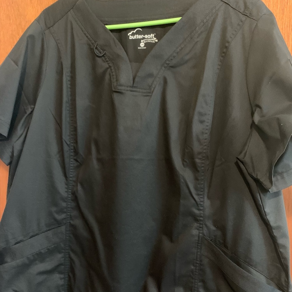ButterSoft scrubs,black,size 2X.
